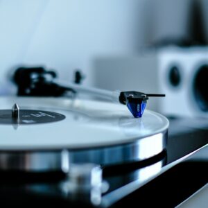 Vintage turntable representing DR Tape Saturator plugin
